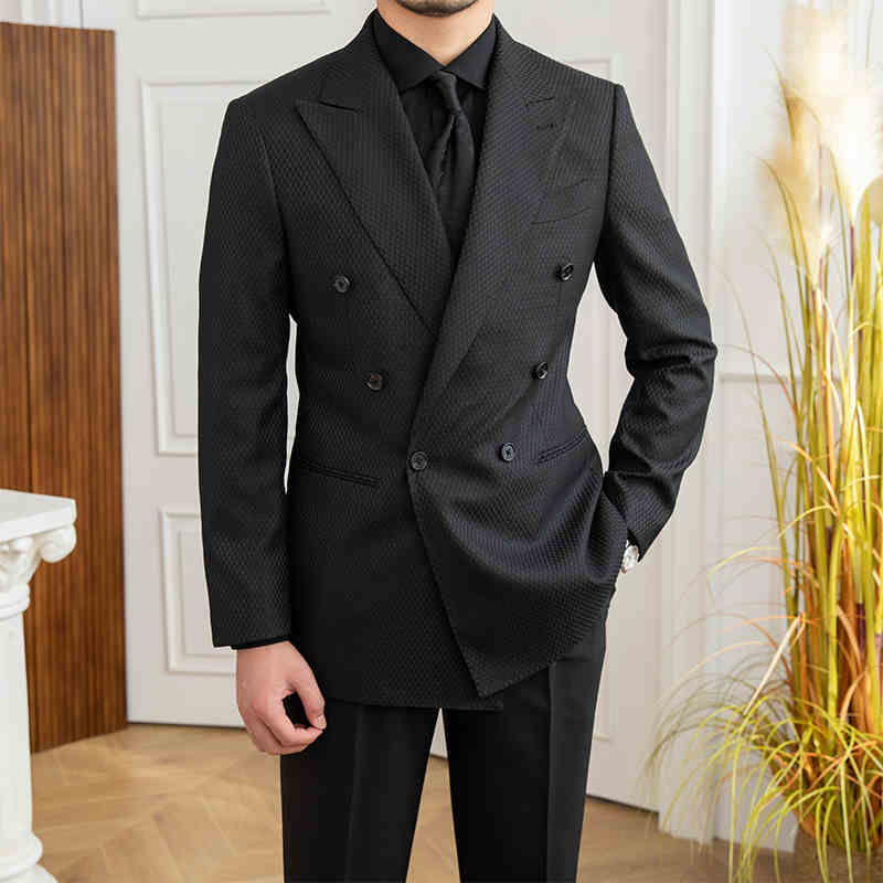 The Piccadilly Textured Plaid Suit